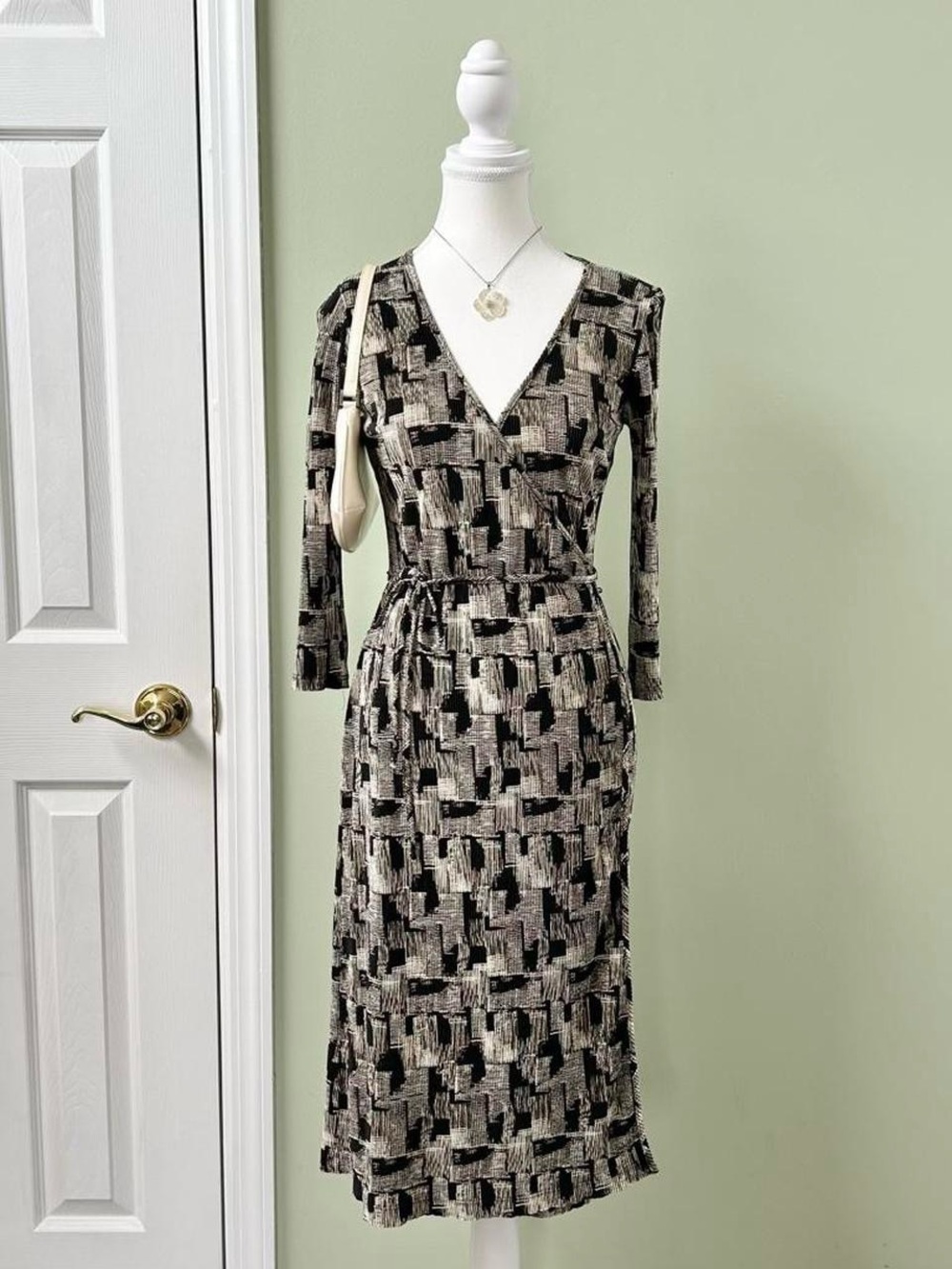 Patterned wrap midi dress